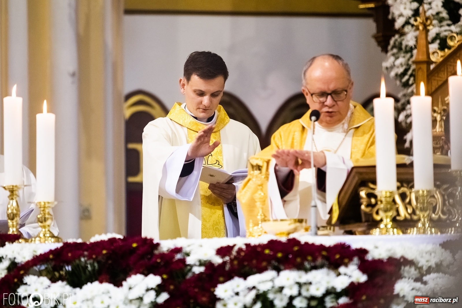 Zdjęcie w galerii na portalu naszraciborz.pl: Racibórz ma nowego kapłana. Święcenia ks. Marcina Jaśkowskiego na Ostrogu [FOTO] wiadomości z regionu