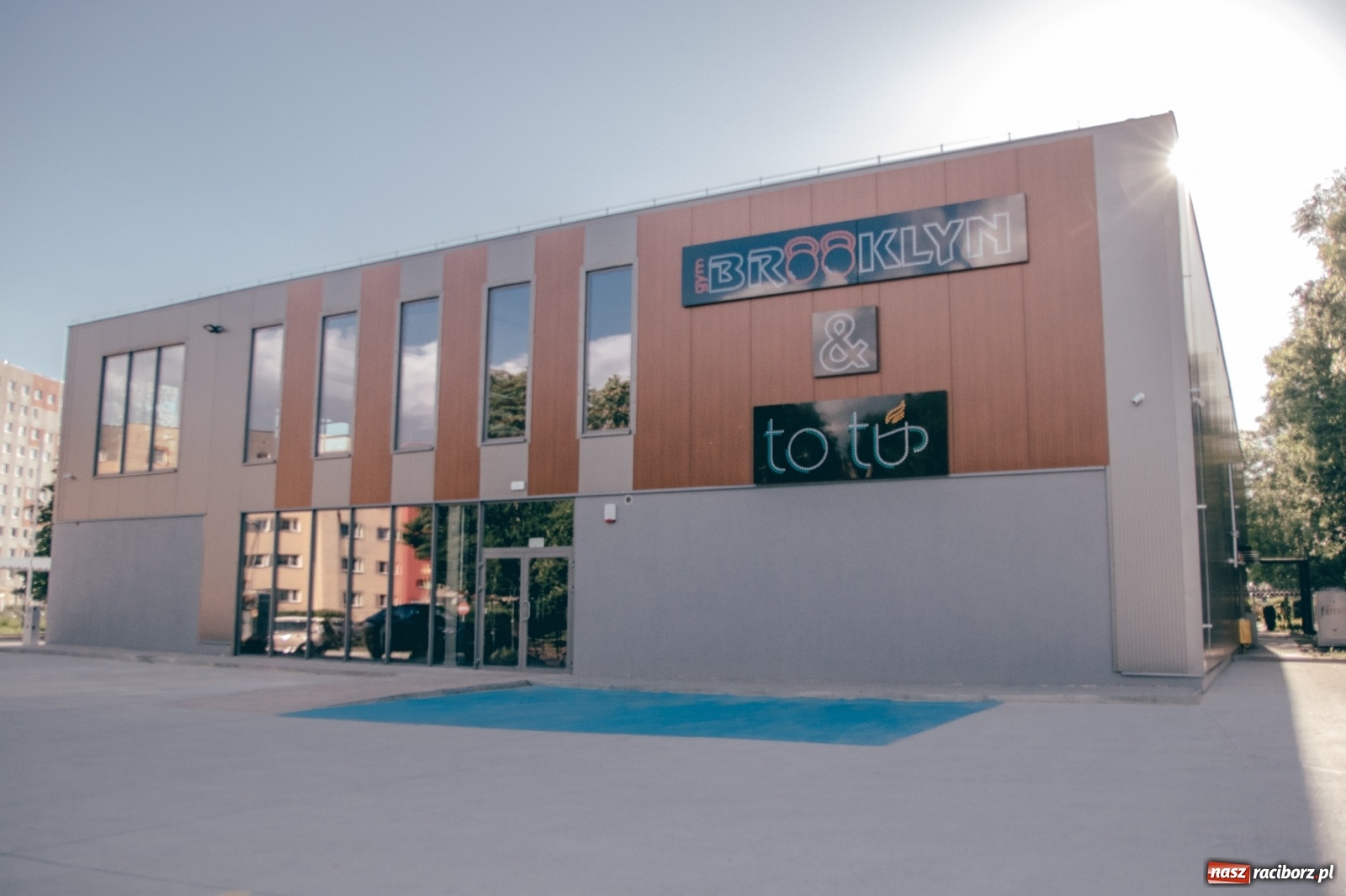 Zdjęcie w galerii na portalu naszraciborz.pl: Można już korzystać z siłowni, klubów fitness i parków rozrywki. W Raciborzu rusza pierwsza sala do squasha wiadomości z regionu