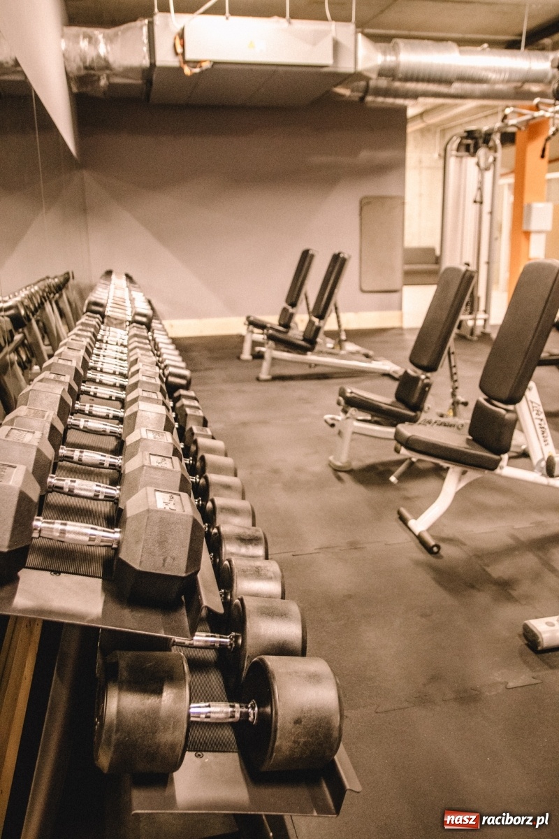 Zdjęcie w galerii na portalu naszraciborz.pl: Można już korzystać z siłowni, klubów fitness i parków rozrywki. W Raciborzu rusza pierwsza sala do squasha wiadomości z regionu