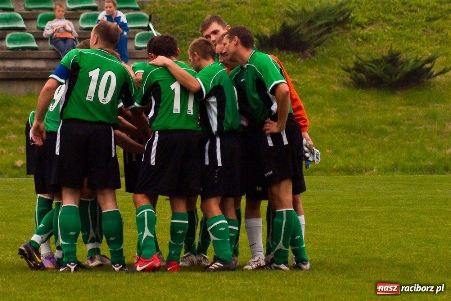 Zdjęcie w galerii na portalu naszraciborz.pl: Ocice wyszarpały punkt z Kornowacem wiadomości z regionu