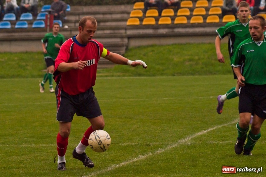Zdjęcie w galerii na portalu naszraciborz.pl: Ocice wyszarpały punkt z Kornowacem wiadomości z regionu