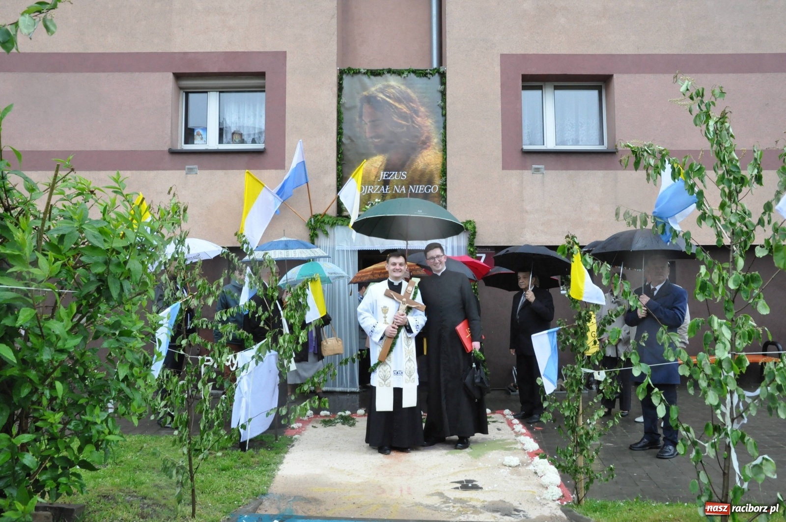 Zdjęcie w galerii na portalu naszraciborz.pl: Dzień pełen radości. Prymicje ks. Marcina Jaśkowskiego na Ostrogu [FOTO i WIDEO]  wiadomości z regionu