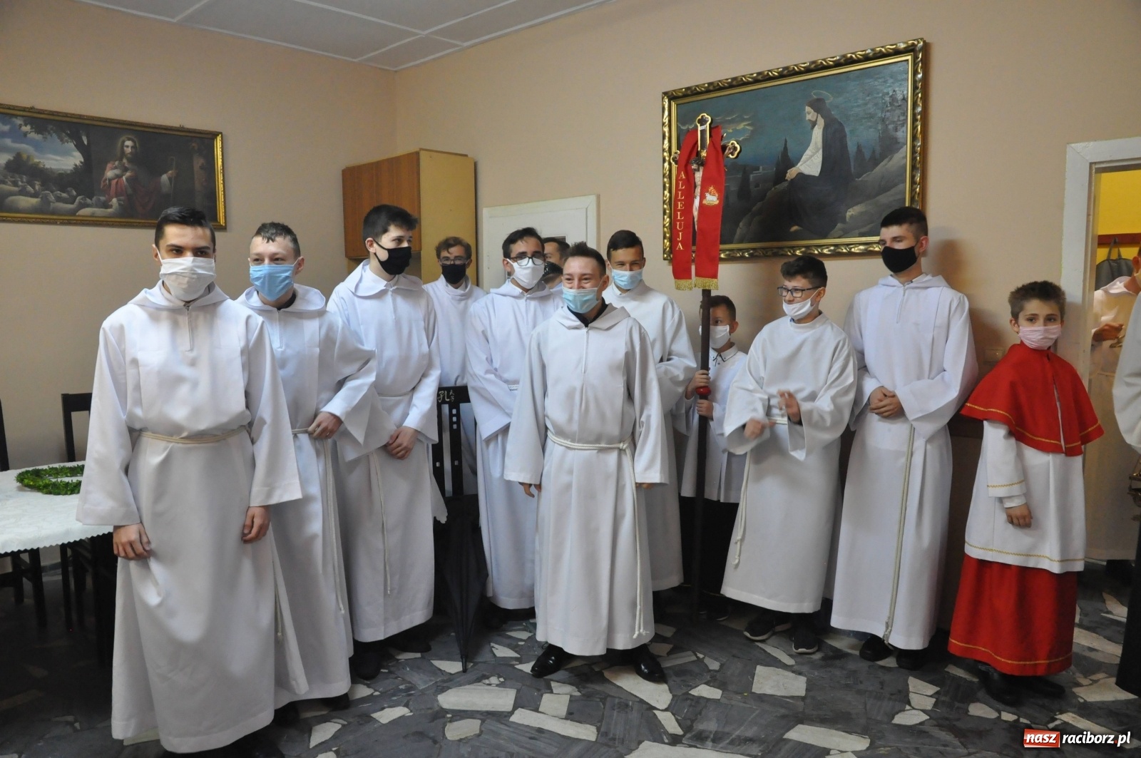 Zdjęcie w galerii na portalu naszraciborz.pl: Dzień pełen radości. Prymicje ks. Marcina Jaśkowskiego na Ostrogu [FOTO i WIDEO]  wiadomości z regionu