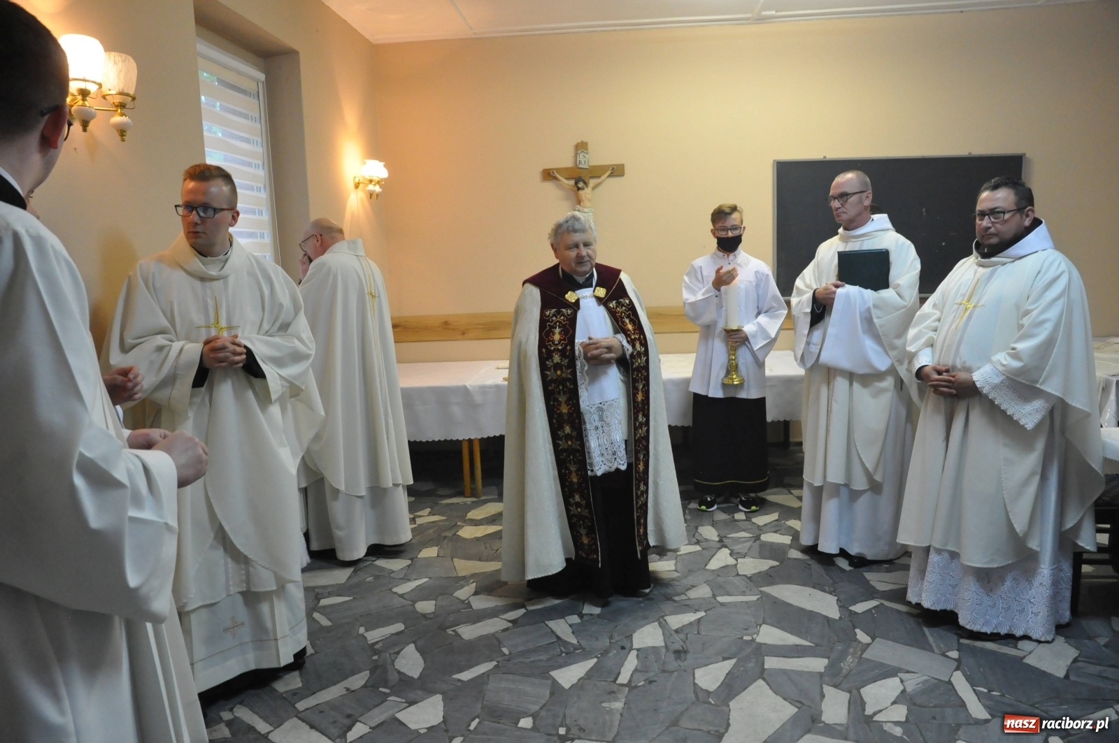 Zdjęcie w galerii na portalu naszraciborz.pl: Dzień pełen radości. Prymicje ks. Marcina Jaśkowskiego na Ostrogu [FOTO i WIDEO]  wiadomości z regionu