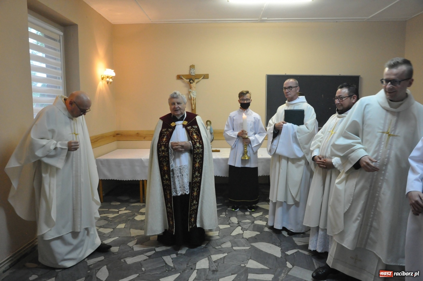 Zdjęcie w galerii na portalu naszraciborz.pl: Dzień pełen radości. Prymicje ks. Marcina Jaśkowskiego na Ostrogu [FOTO i WIDEO]  wiadomości z regionu