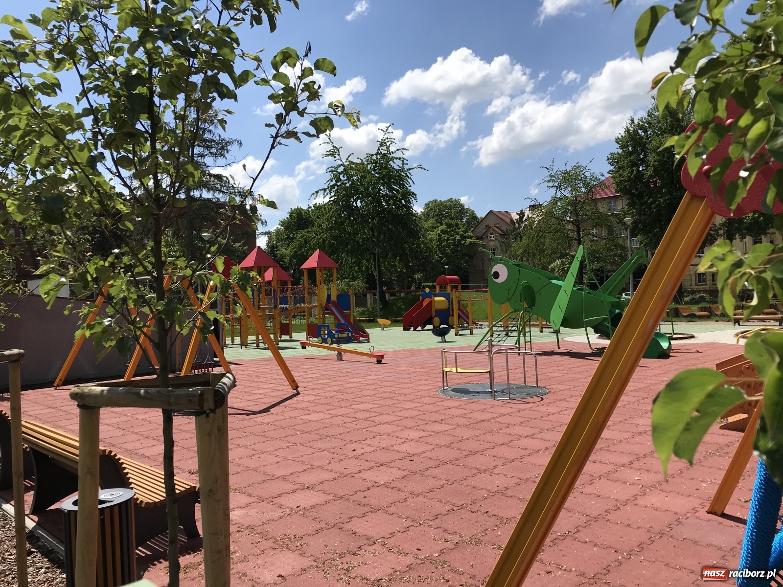 Zdjęcie w galerii na portalu naszraciborz.pl: Park Jordanowski otworzą z poślizgiem [FOTO] wiadomości z regionu