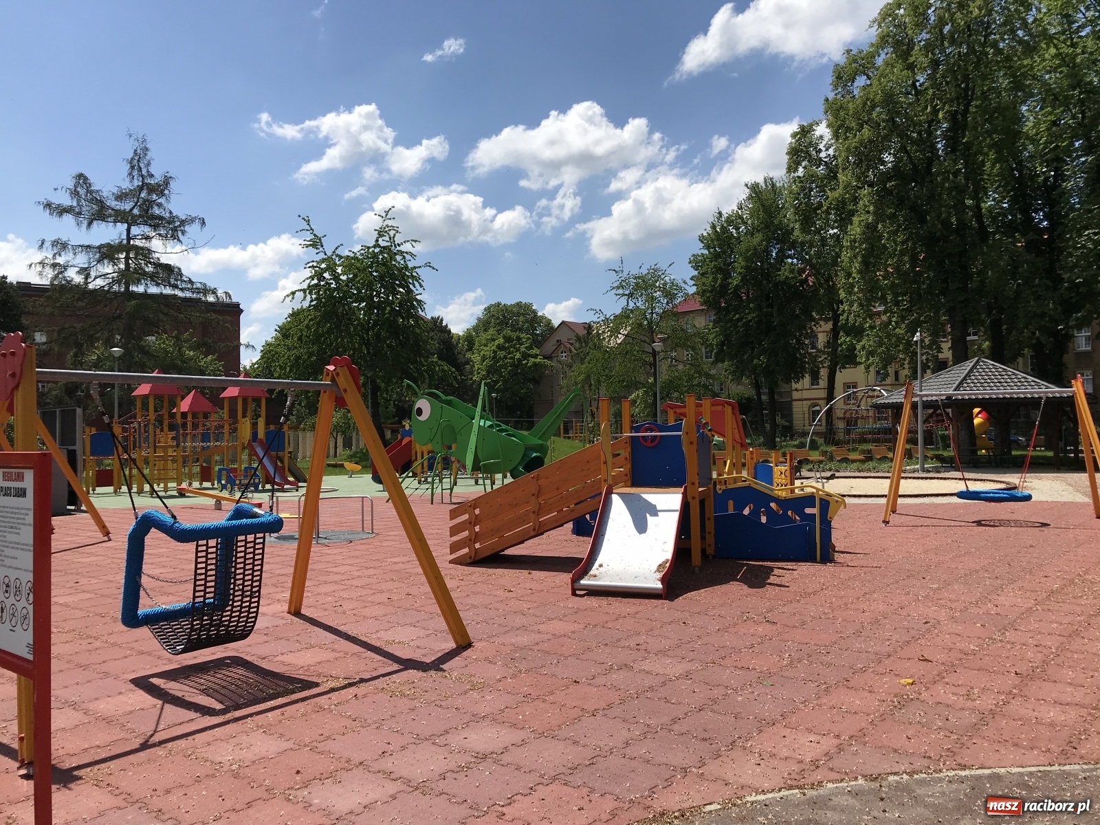 Zdjęcie w galerii na portalu naszraciborz.pl: Park Jordanowski otworzą z poślizgiem [FOTO] wiadomości z regionu