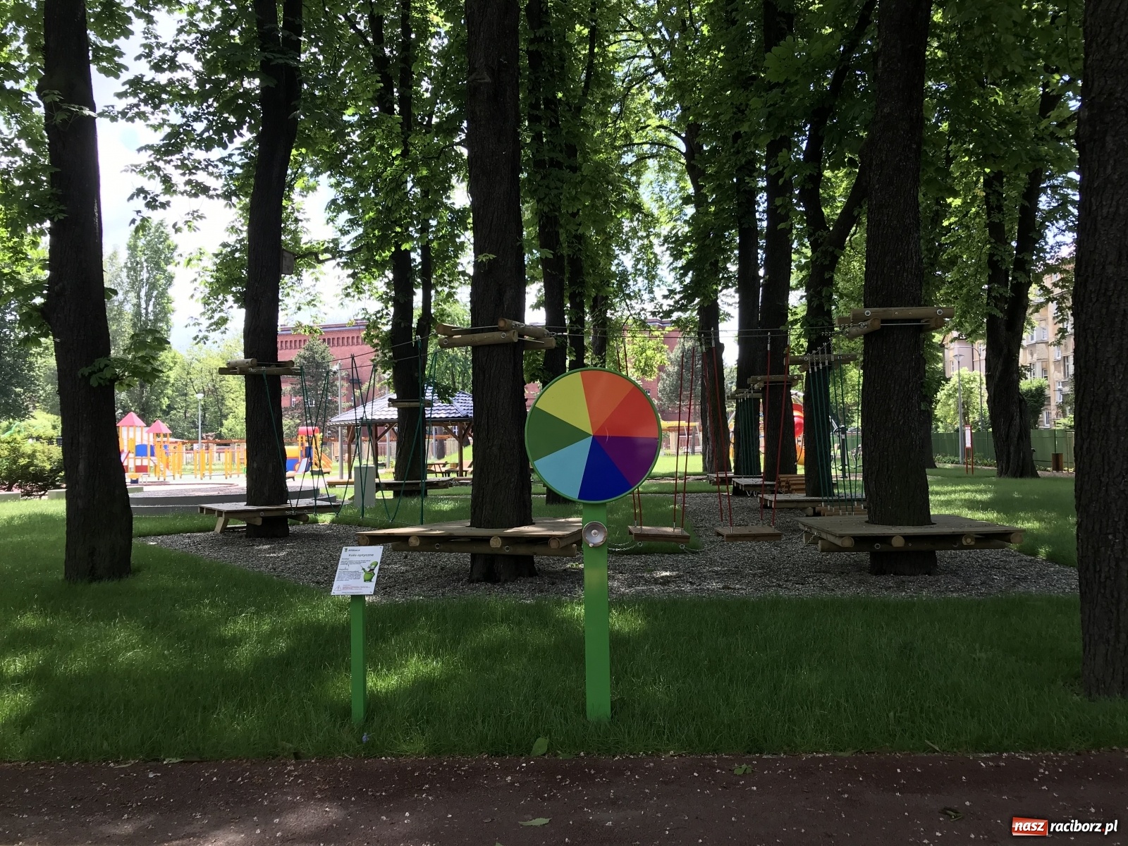 Zdjęcie w galerii na portalu naszraciborz.pl: Park Jordanowski otworzą z poślizgiem [FOTO] wiadomości z regionu