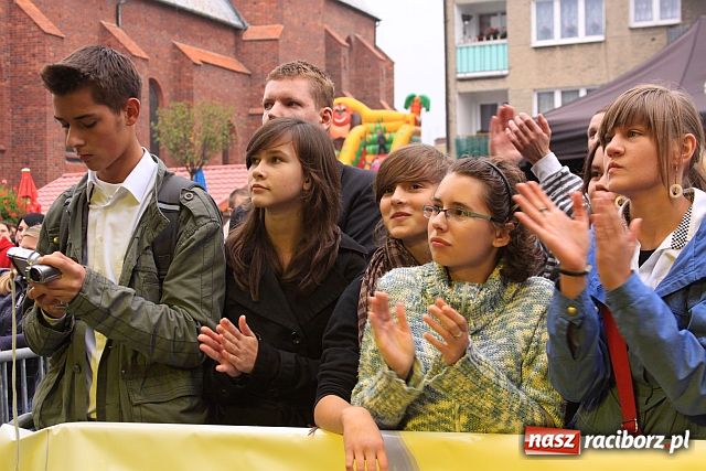 Zdjęcie w galerii na portalu naszraciborz.pl: Papierowe serce od Piaska dla raciborzan wiadomości z regionu