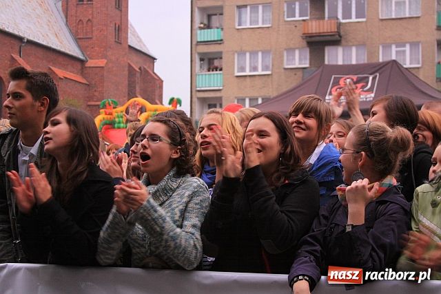 Zdjęcie w galerii na portalu naszraciborz.pl: Papierowe serce od Piaska dla raciborzan wiadomości z regionu
