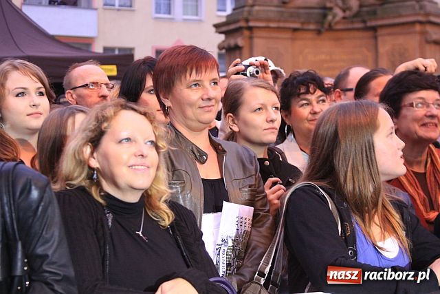 Zdjęcie w galerii na portalu naszraciborz.pl: Papierowe serce od Piaska dla raciborzan wiadomości z regionu