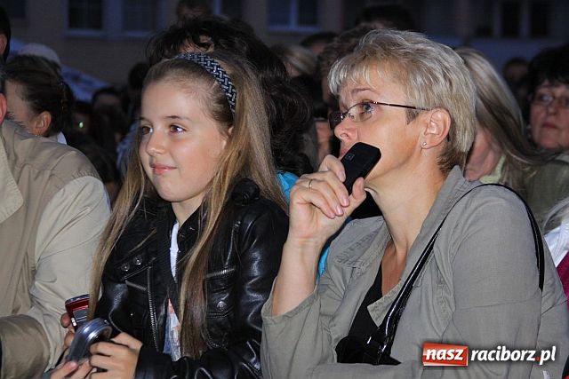 Zdjęcie w galerii na portalu naszraciborz.pl: Papierowe serce od Piaska dla raciborzan wiadomości z regionu