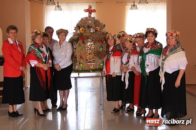 Zdjęcie w galerii na portalu naszraciborz.pl: Zbiory kiepskie, ale dożynki z pompą wiadomości z regionu