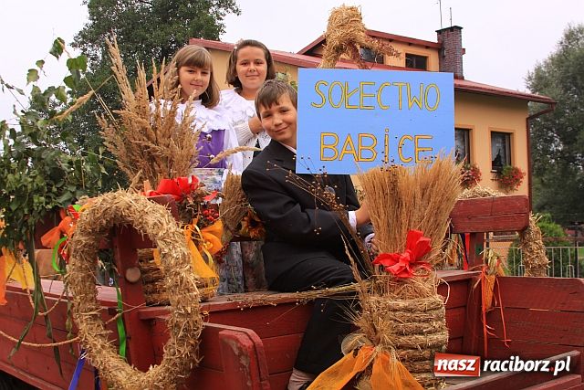 Zdjęcie w galerii na portalu naszraciborz.pl: Zbiory kiepskie, ale dożynki z pompą wiadomości z regionu