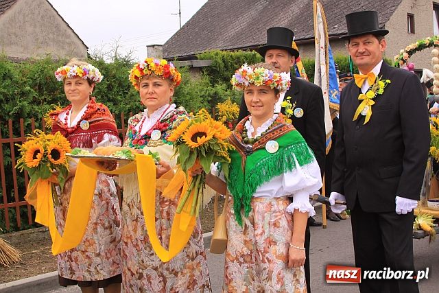 Zdjęcie w galerii na portalu naszraciborz.pl: Zbiory kiepskie, ale dożynki z pompą wiadomości z regionu