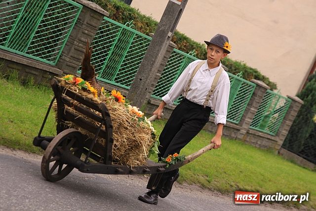 Zdjęcie w galerii na portalu naszraciborz.pl: Zbiory kiepskie, ale dożynki z pompą wiadomości z regionu