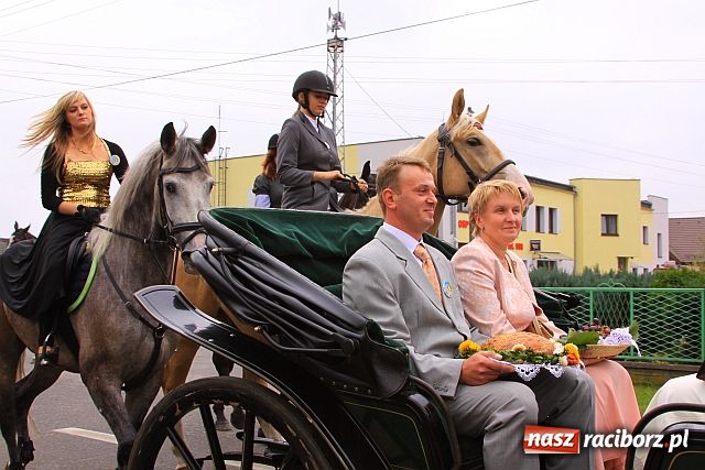 Zdjęcie w galerii na portalu naszraciborz.pl: Zbiory kiepskie, ale dożynki z pompą wiadomości z regionu