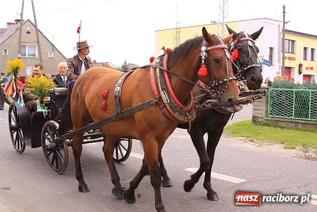 Zdjęcie w galerii na portalu naszraciborz.pl: Zbiory kiepskie, ale dożynki z pompą wiadomości z regionu