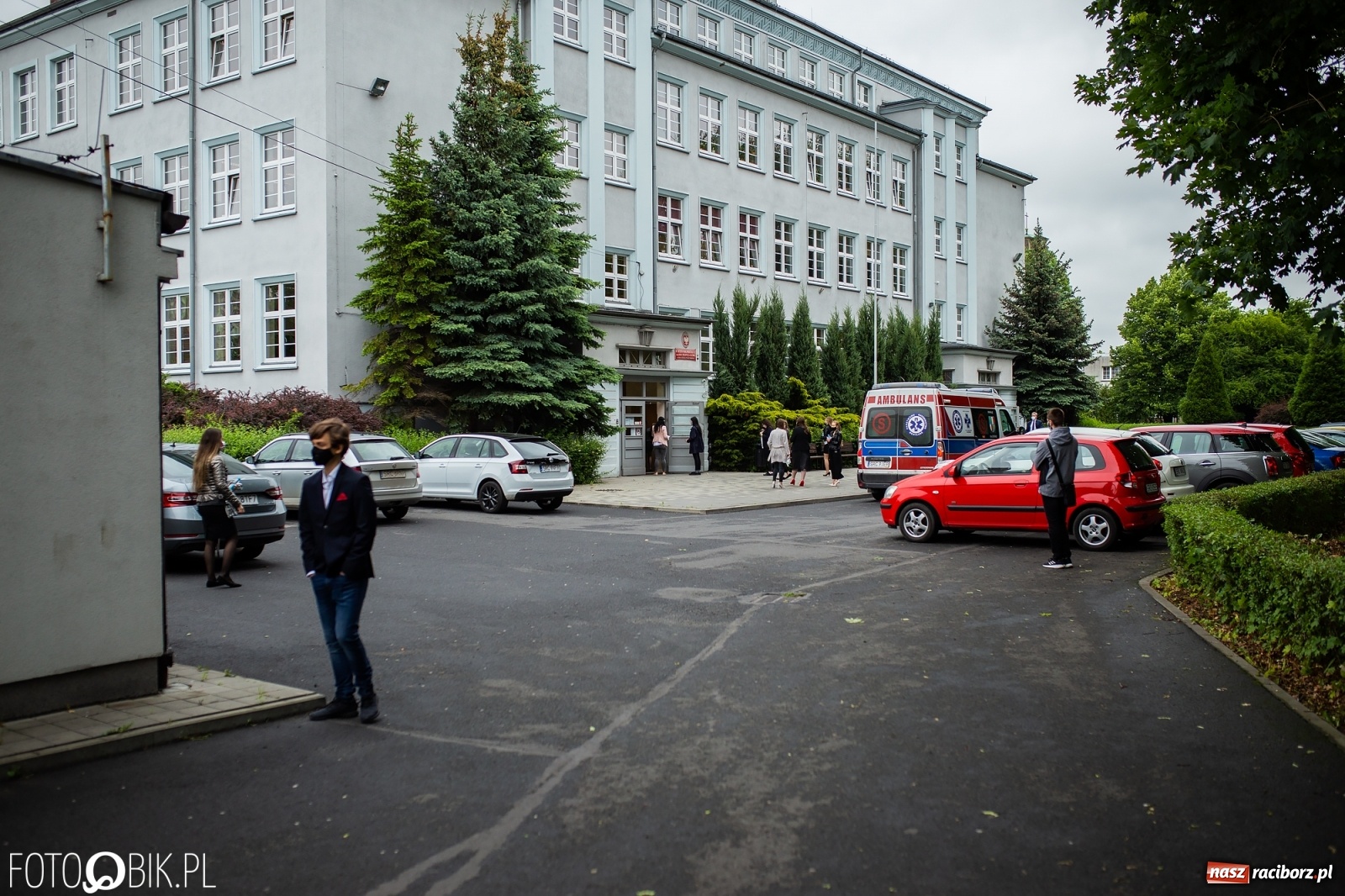 Zdjęcie w galerii na portalu naszraciborz.pl: Dziś ruszają matury. W raciborskich szkołach pełny reżim sanitarny  wiadomości z regionu