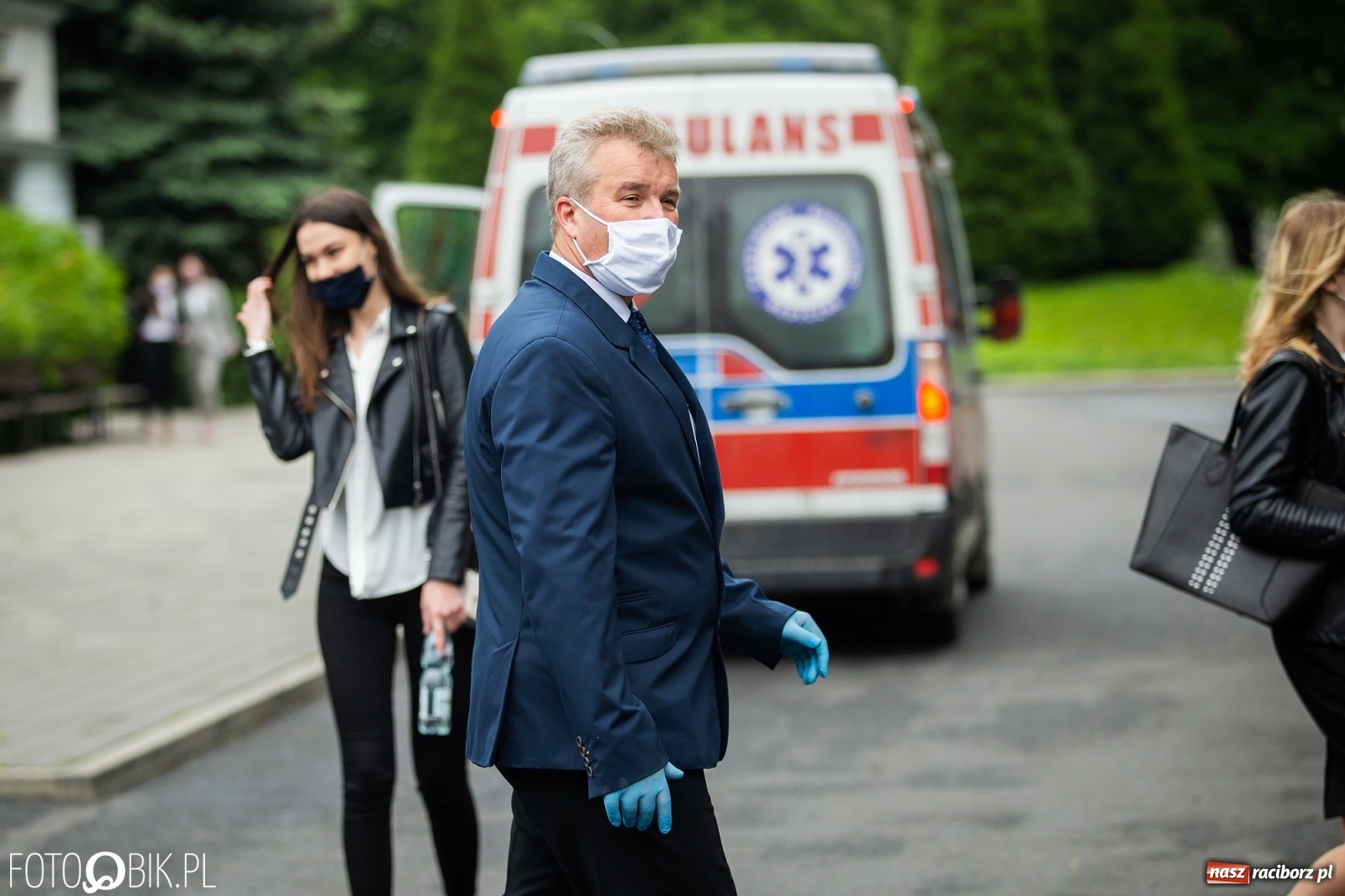 Zdjęcie w galerii na portalu naszraciborz.pl: Dziś ruszają matury. W raciborskich szkołach pełny reżim sanitarny  wiadomości z regionu