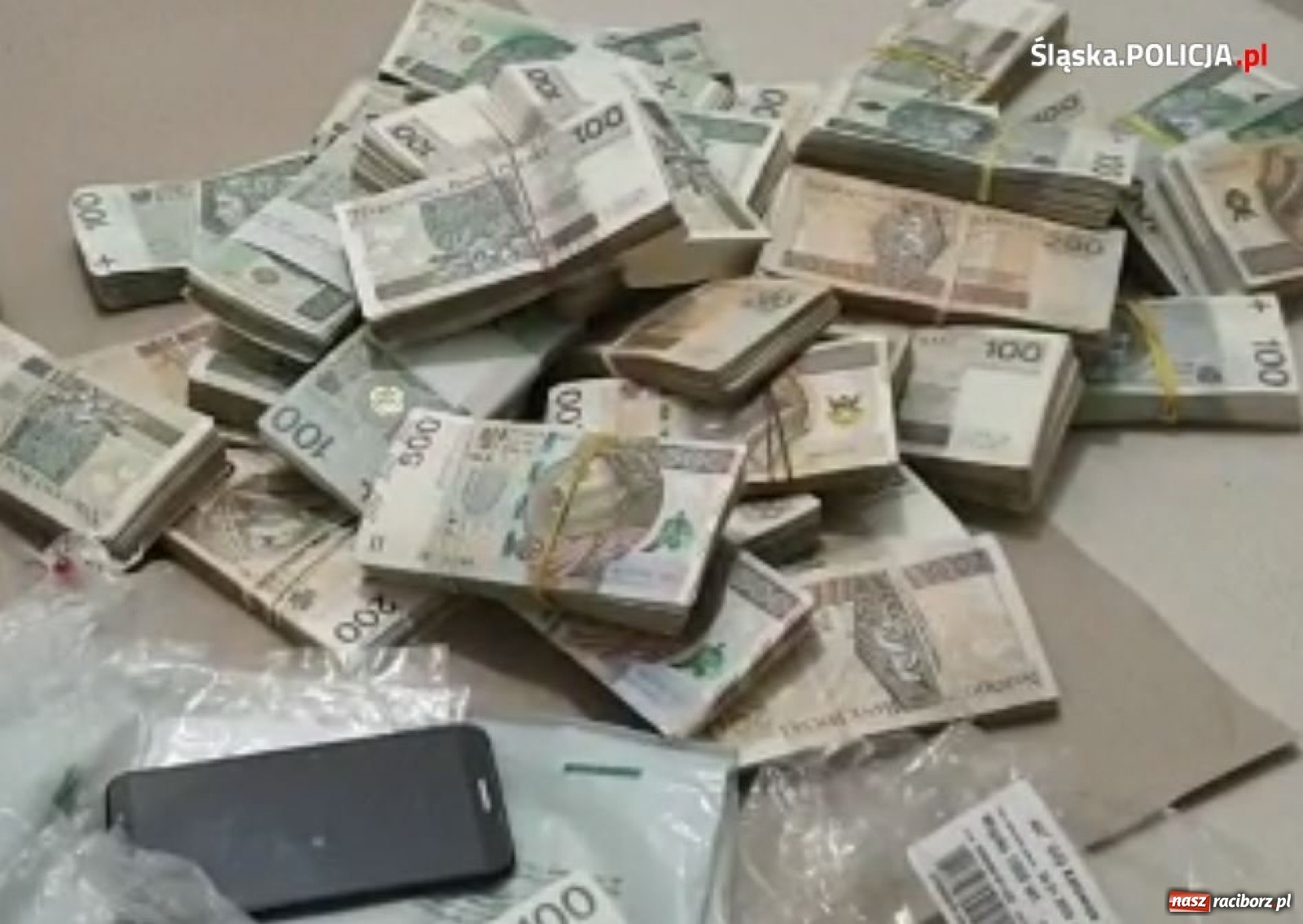 Zdjęcie w galerii na portalu naszraciborz.pl: Śląska policja zatrzymała członków międzynarodowego gangu wiadomości z regionu