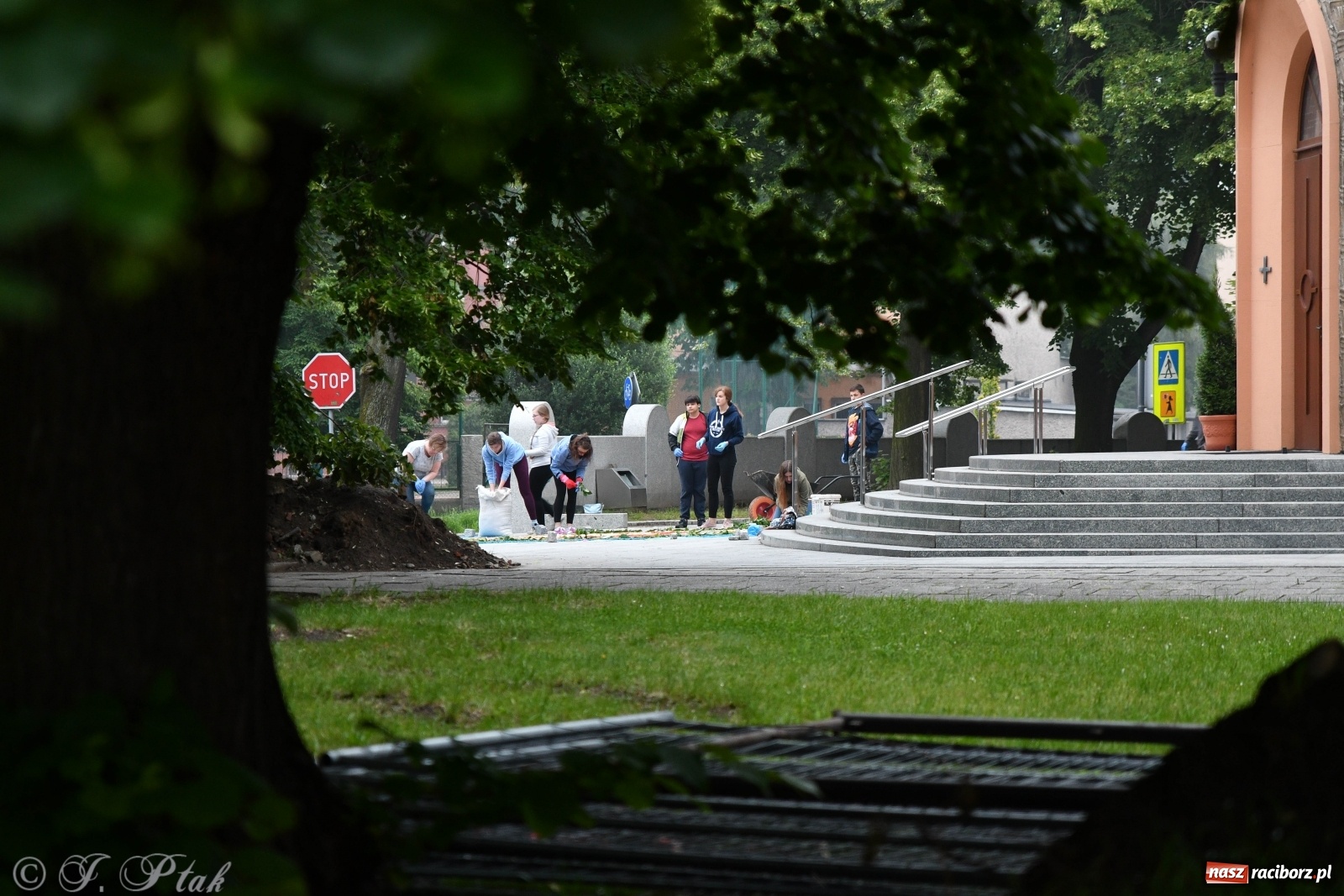 Zdjęcie w galerii na portalu naszraciborz.pl: Raciborskie Boże Ciało 2020 [FOTO] wiadomości z regionu