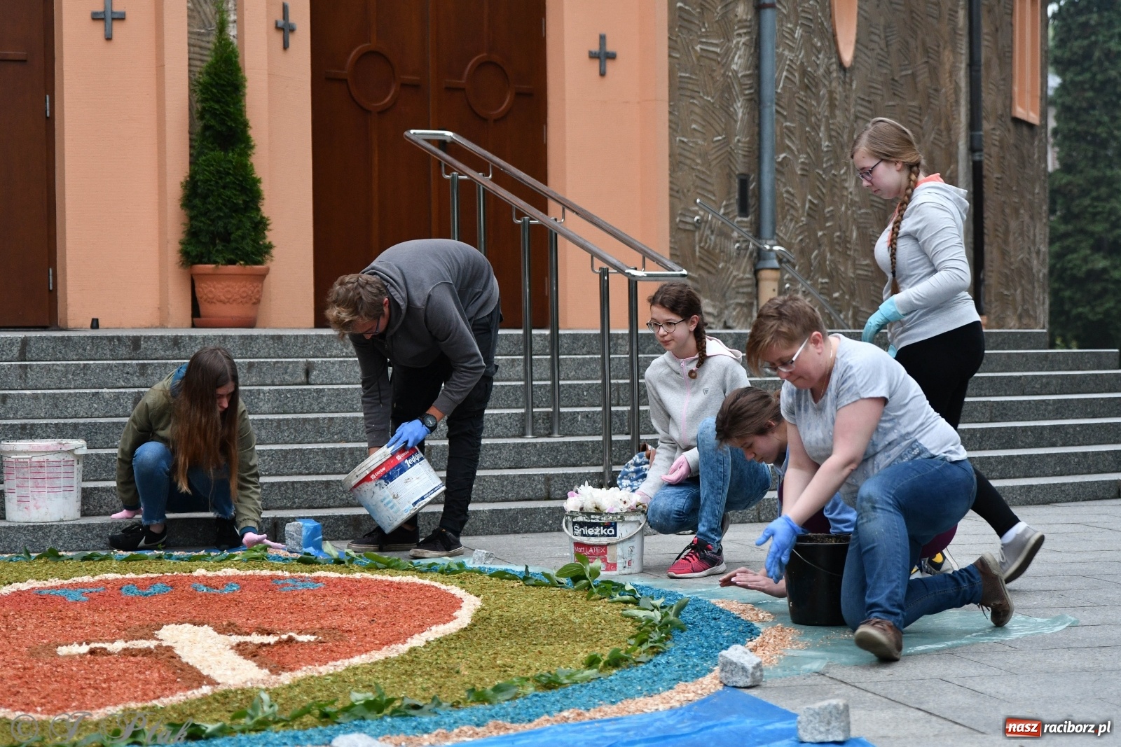Zdjęcie w galerii na portalu naszraciborz.pl: Raciborskie Boże Ciało 2020 [FOTO] wiadomości z regionu