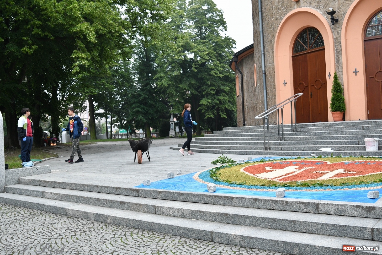 Zdjęcie w galerii na portalu naszraciborz.pl: Raciborskie Boże Ciało 2020 [FOTO] wiadomości z regionu