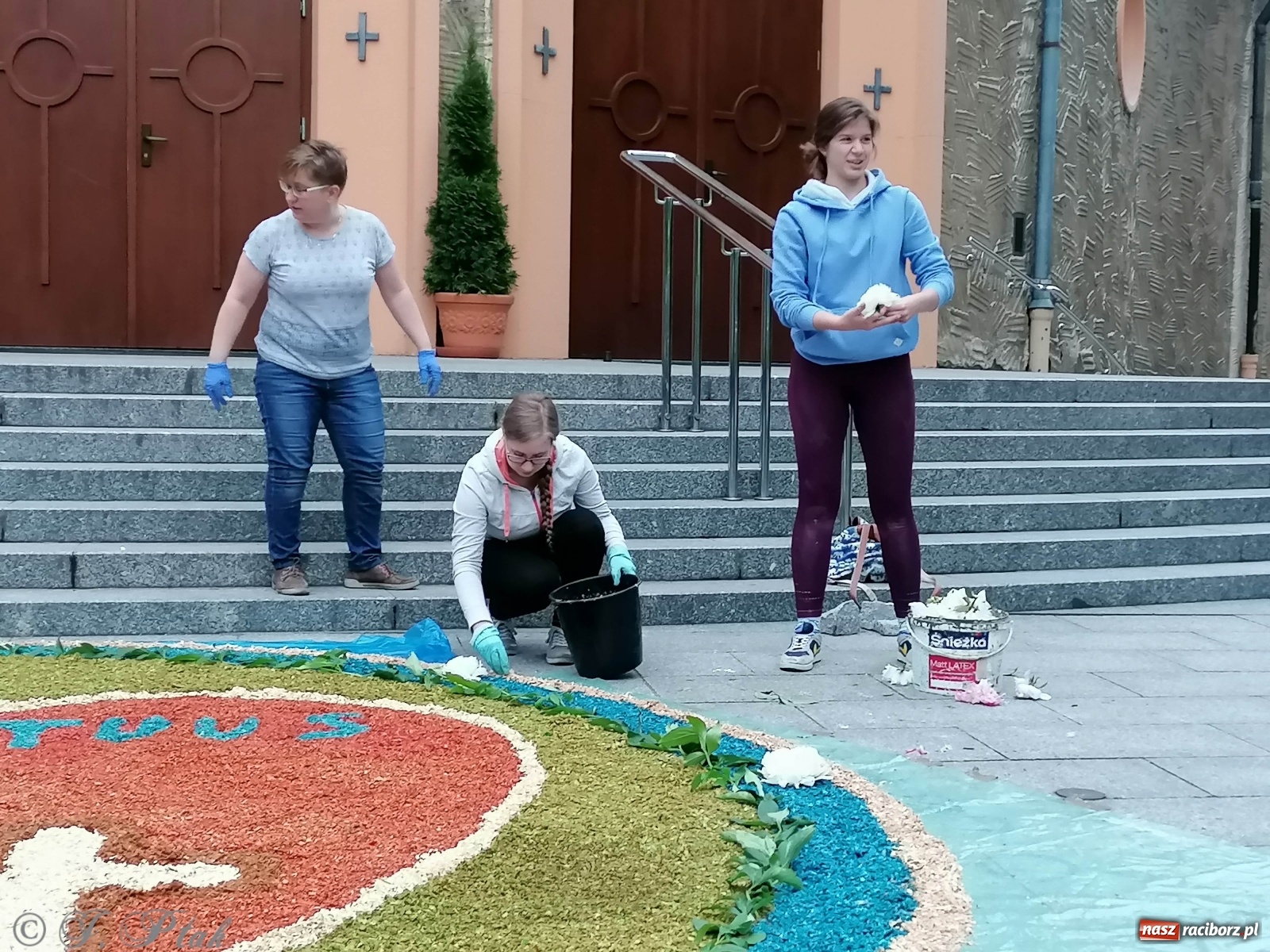 Zdjęcie w galerii na portalu naszraciborz.pl: Raciborskie Boże Ciało 2020 [FOTO] wiadomości z regionu