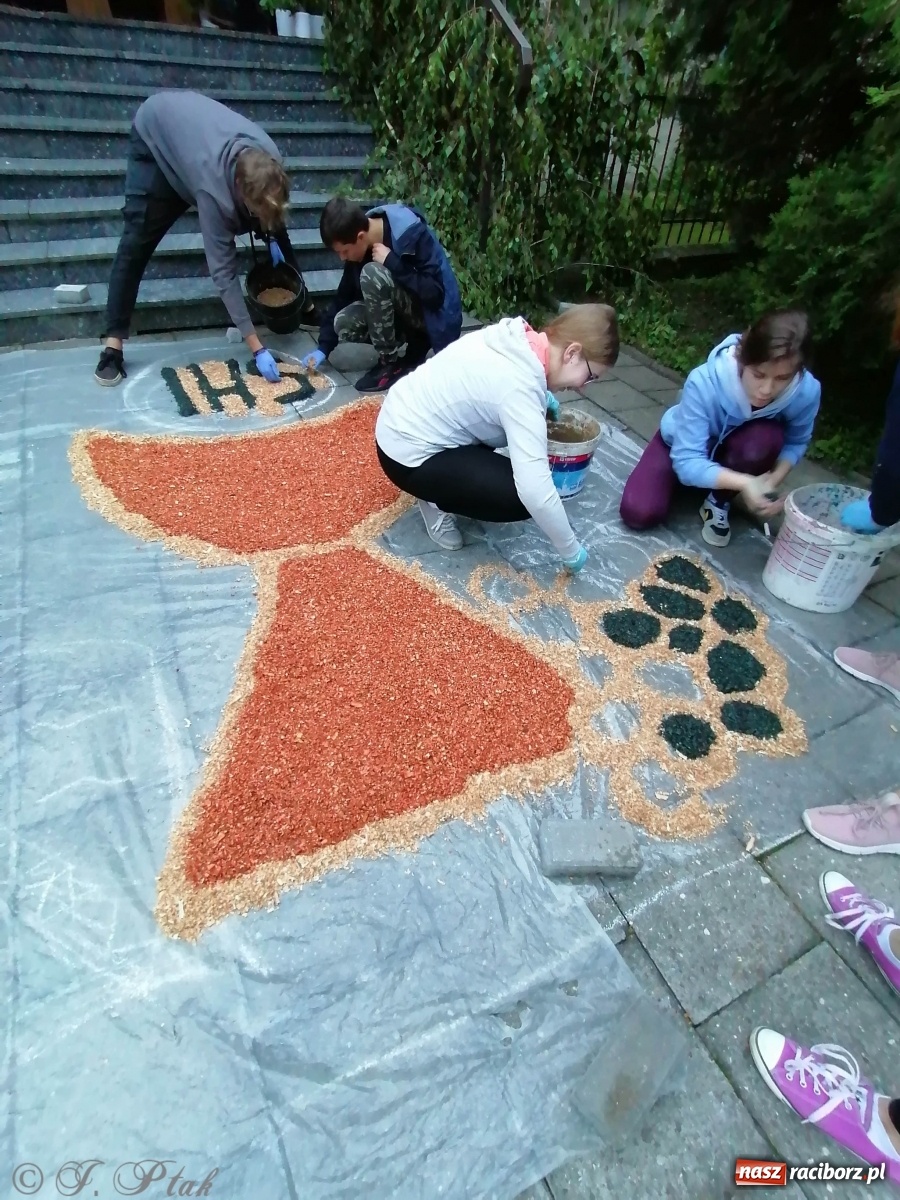 Zdjęcie w galerii na portalu naszraciborz.pl: Raciborskie Boże Ciało 2020 [FOTO] wiadomości z regionu