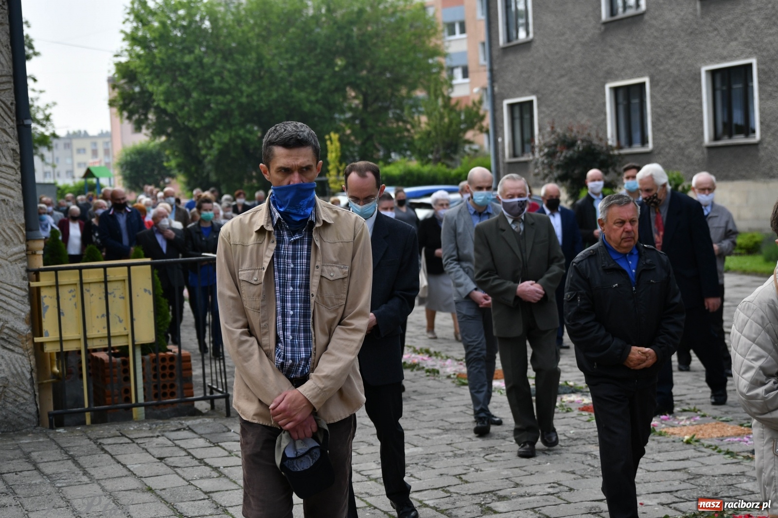 Zdjęcie w galerii na portalu naszraciborz.pl: Tak dziś przeżywano Boże Ciało w parafii Najświętszego Serca Pana Jezusa [FOTO i WIDEO]  wiadomości z regionu