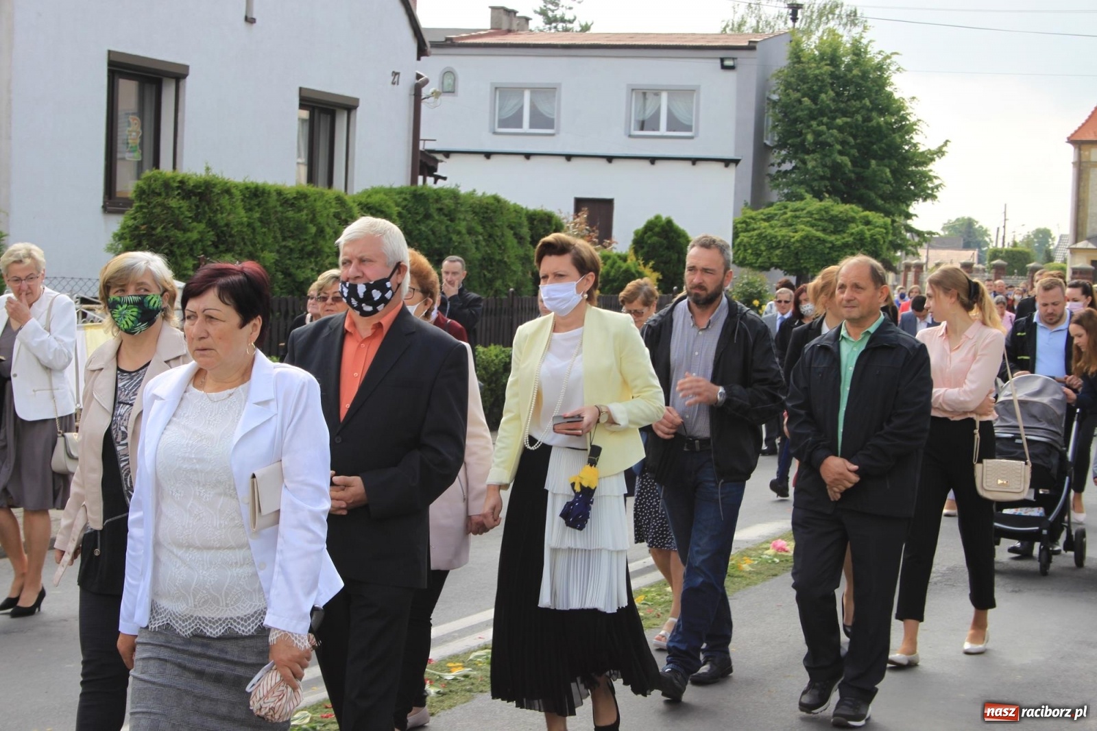 Zdjęcie w galerii na portalu naszraciborz.pl: W Wojnowicach Boże Ciało do czterech kaplic [FOTO] wiadomości z regionu