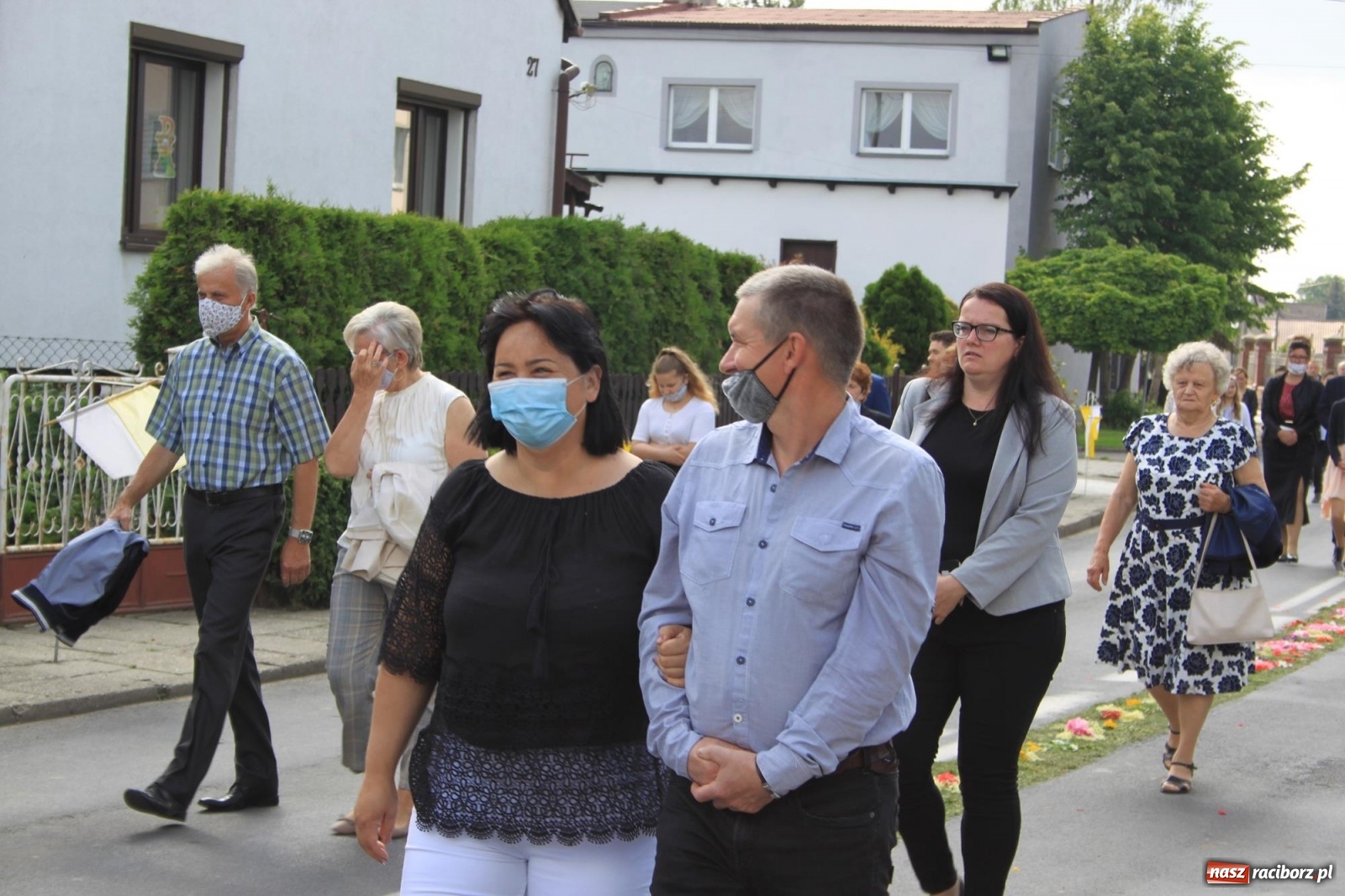 Zdjęcie w galerii na portalu naszraciborz.pl: W Wojnowicach Boże Ciało do czterech kaplic [FOTO] wiadomości z regionu