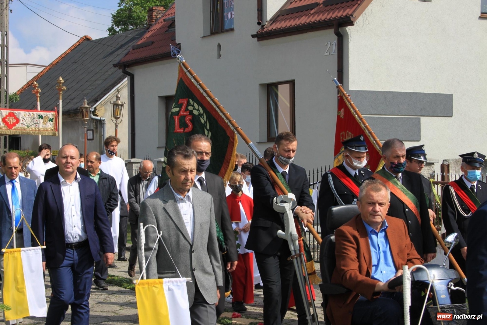 Zdjęcie w galerii na portalu naszraciborz.pl: W Wojnowicach Boże Ciało do czterech kaplic [FOTO] wiadomości z regionu
