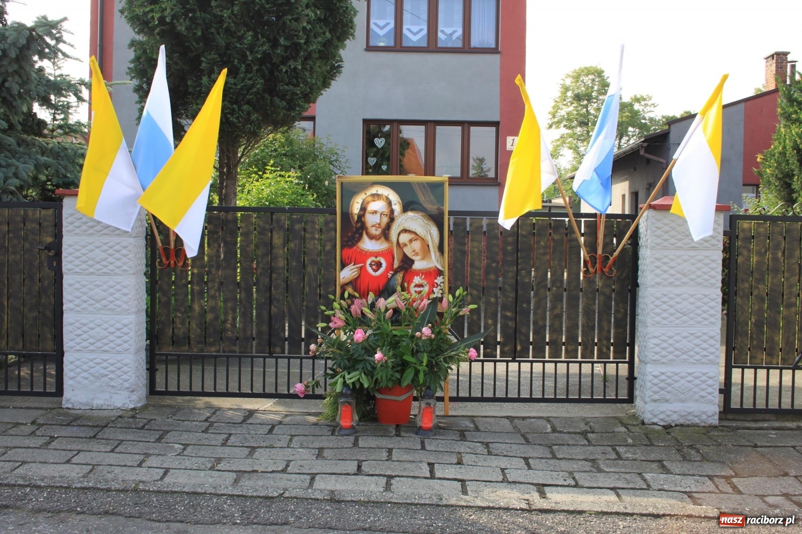 Zdjęcie w galerii na portalu naszraciborz.pl: W Wojnowicach Boże Ciało do czterech kaplic [FOTO] wiadomości z regionu