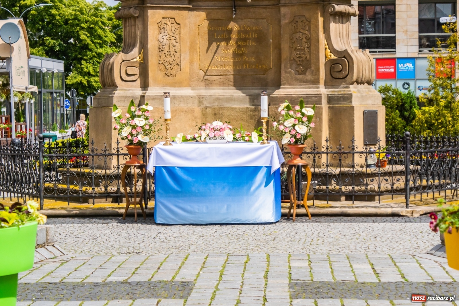Zdjęcie w galerii na portalu naszraciborz.pl: Parafia WNMP. Najświętszy Sakrament przy św. Sebastianie - patronie od morowego powietrza  wiadomości z regionu