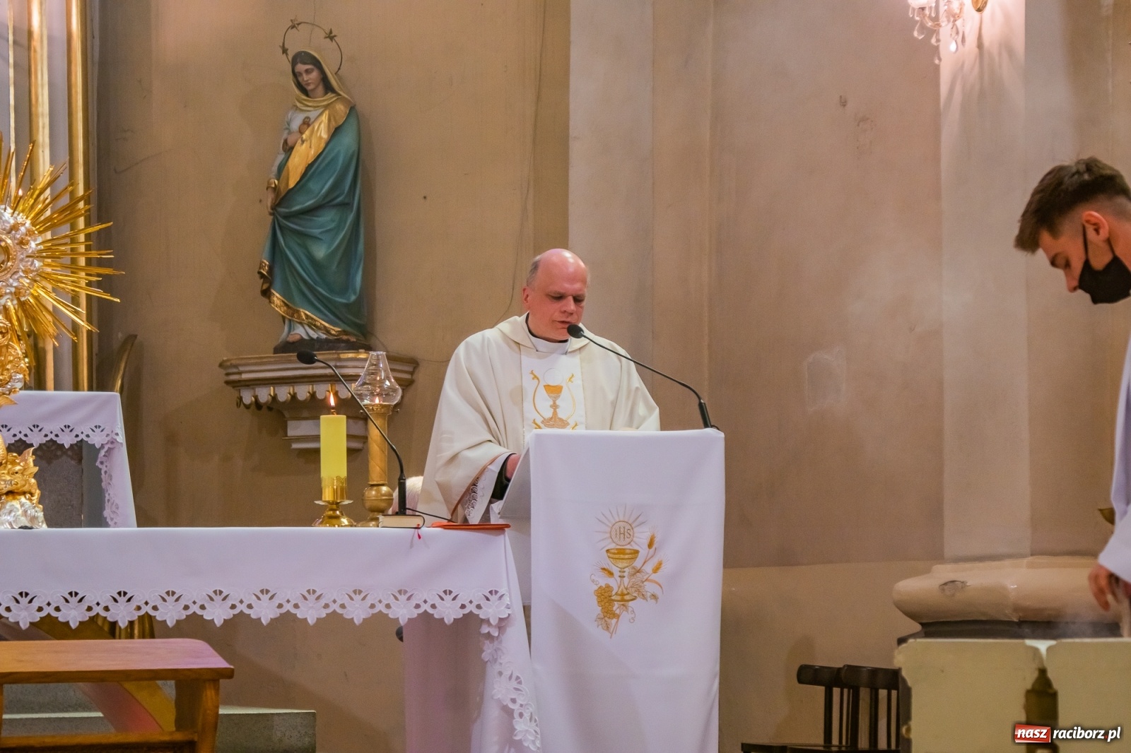 Zdjęcie w galerii na portalu naszraciborz.pl: Parafia WNMP. Najświętszy Sakrament przy św. Sebastianie - patronie od morowego powietrza  wiadomości z regionu