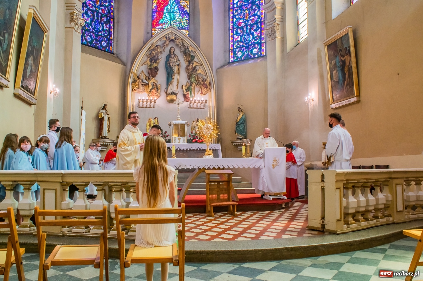Zdjęcie w galerii na portalu naszraciborz.pl: Parafia WNMP. Najświętszy Sakrament przy św. Sebastianie - patronie od morowego powietrza  wiadomości z regionu