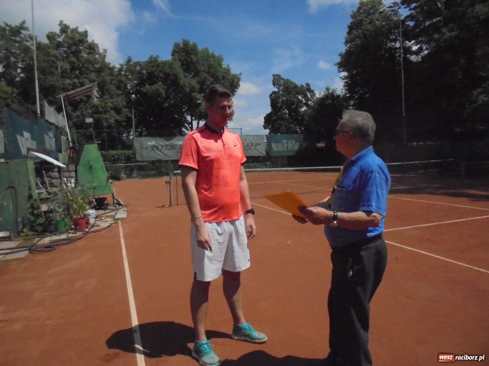 Zdjęcie w galerii na portalu naszraciborz.pl: Tenisowe zmagania o puchar prezesa TKKF Rafako wiadomości z regionu