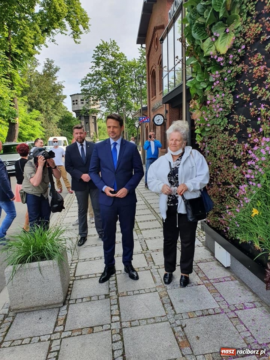 Zdjęcie w galerii na portalu naszraciborz.pl: Trzaskowski na Śląsku: rząd nie radzi sobie z epidemią; prezydent nie zrobił kompletnie nic  wiadomości z regionu