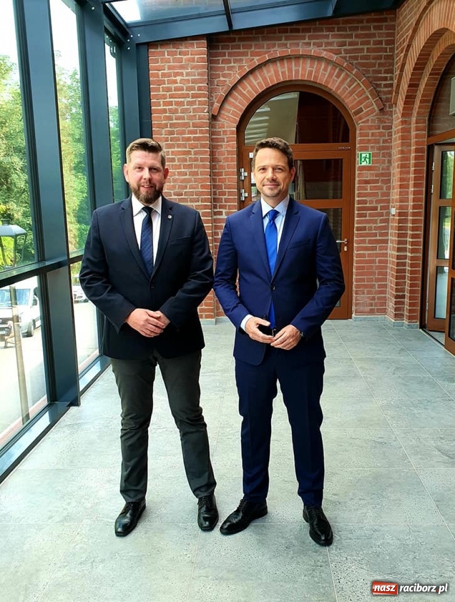 Zdjęcie w galerii na portalu naszraciborz.pl: Trzaskowski na Śląsku: rząd nie radzi sobie z epidemią; prezydent nie zrobił kompletnie nic  wiadomości z regionu