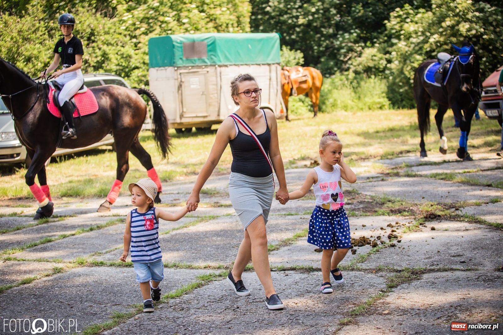 Zdjęcie w galerii na portalu naszraciborz.pl: II Konna Procesja św. Urbana w Łubowicach wiadomości z regionu