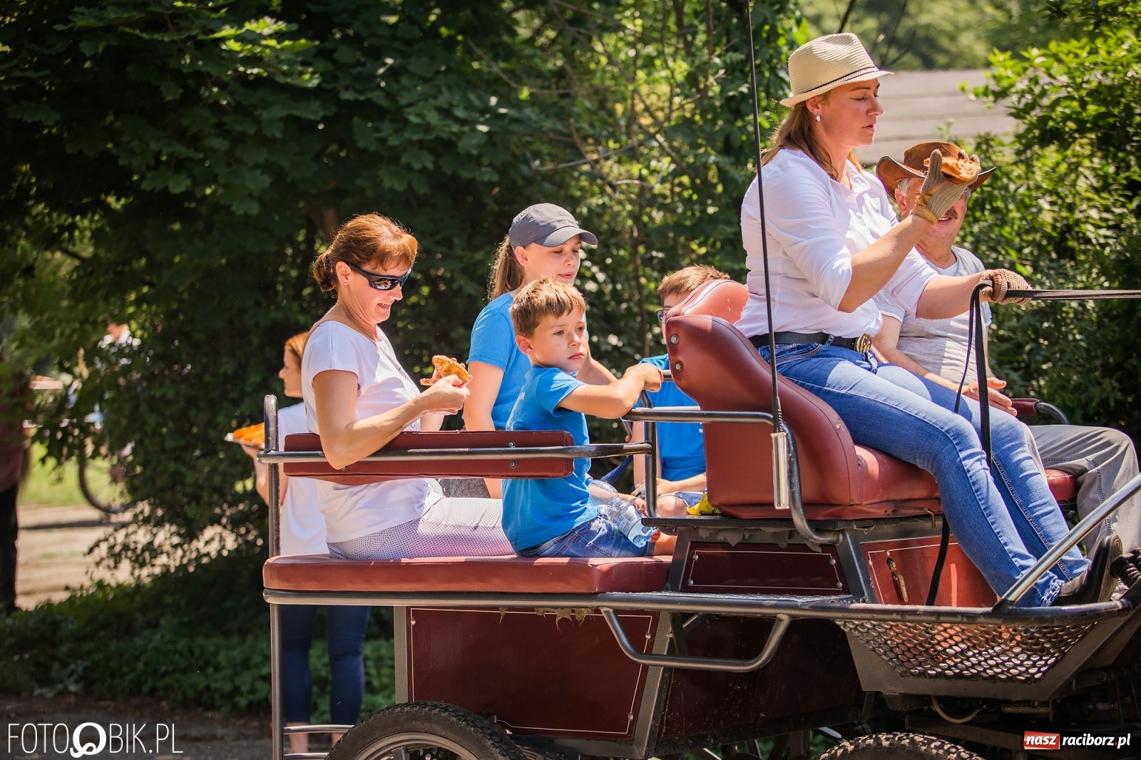 Zdjęcie w galerii na portalu naszraciborz.pl: II Konna Procesja św. Urbana w Łubowicach wiadomości z regionu
