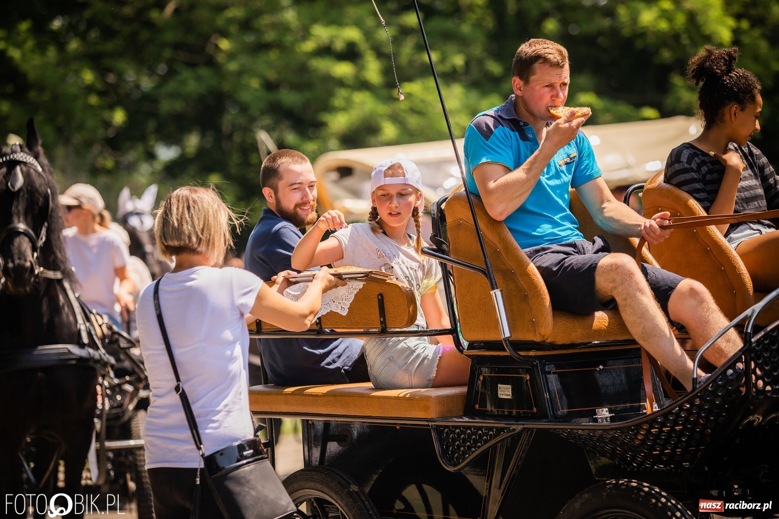 Zdjęcie w galerii na portalu naszraciborz.pl: II Konna Procesja św. Urbana w Łubowicach wiadomości z regionu