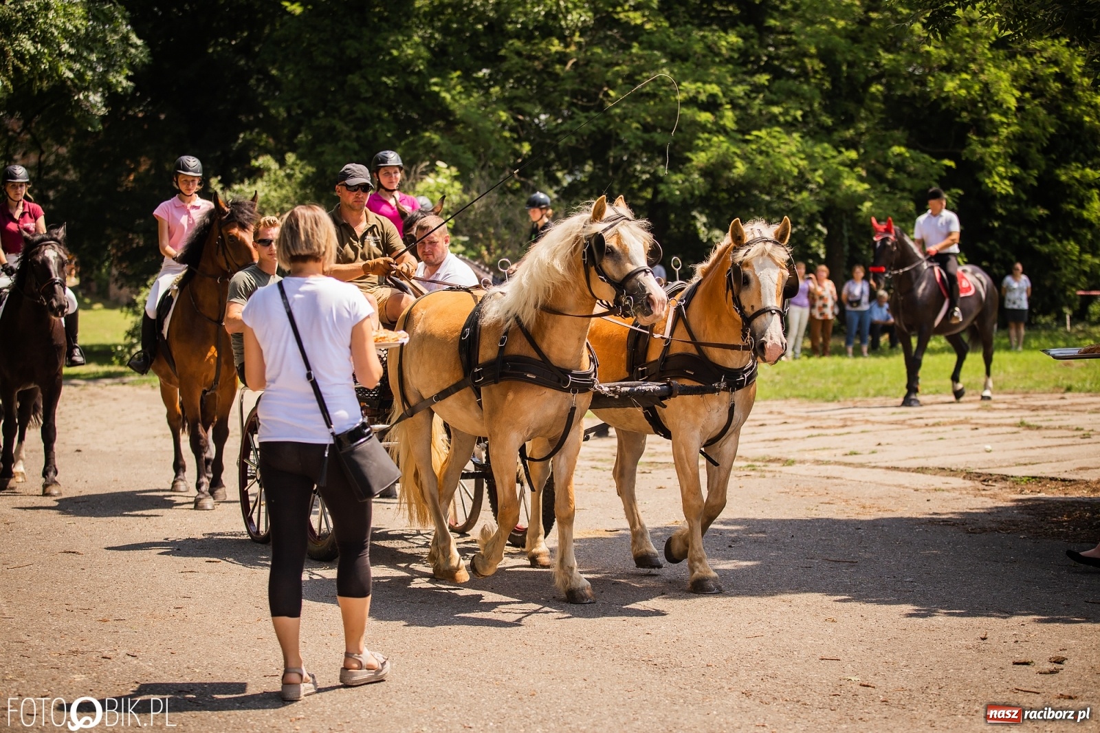 Zdjęcie w galerii na portalu naszraciborz.pl: II Konna Procesja św. Urbana w Łubowicach wiadomości z regionu