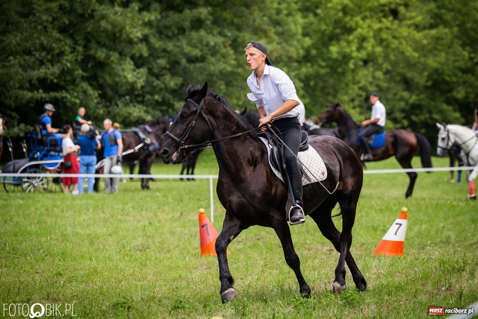 Zdjęcie w galerii na portalu naszraciborz.pl: II Konna Procesja św. Urbana w Łubowicach wiadomości z regionu