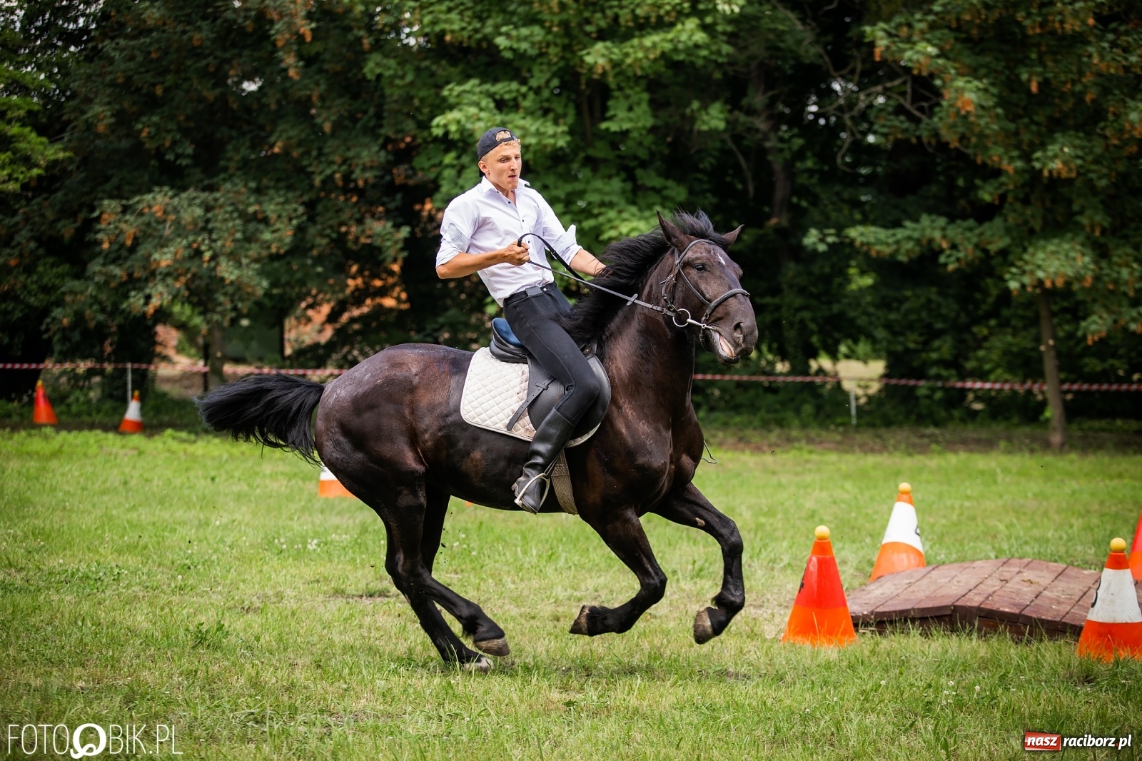 Zdjęcie w galerii na portalu naszraciborz.pl: II Konna Procesja św. Urbana w Łubowicach wiadomości z regionu