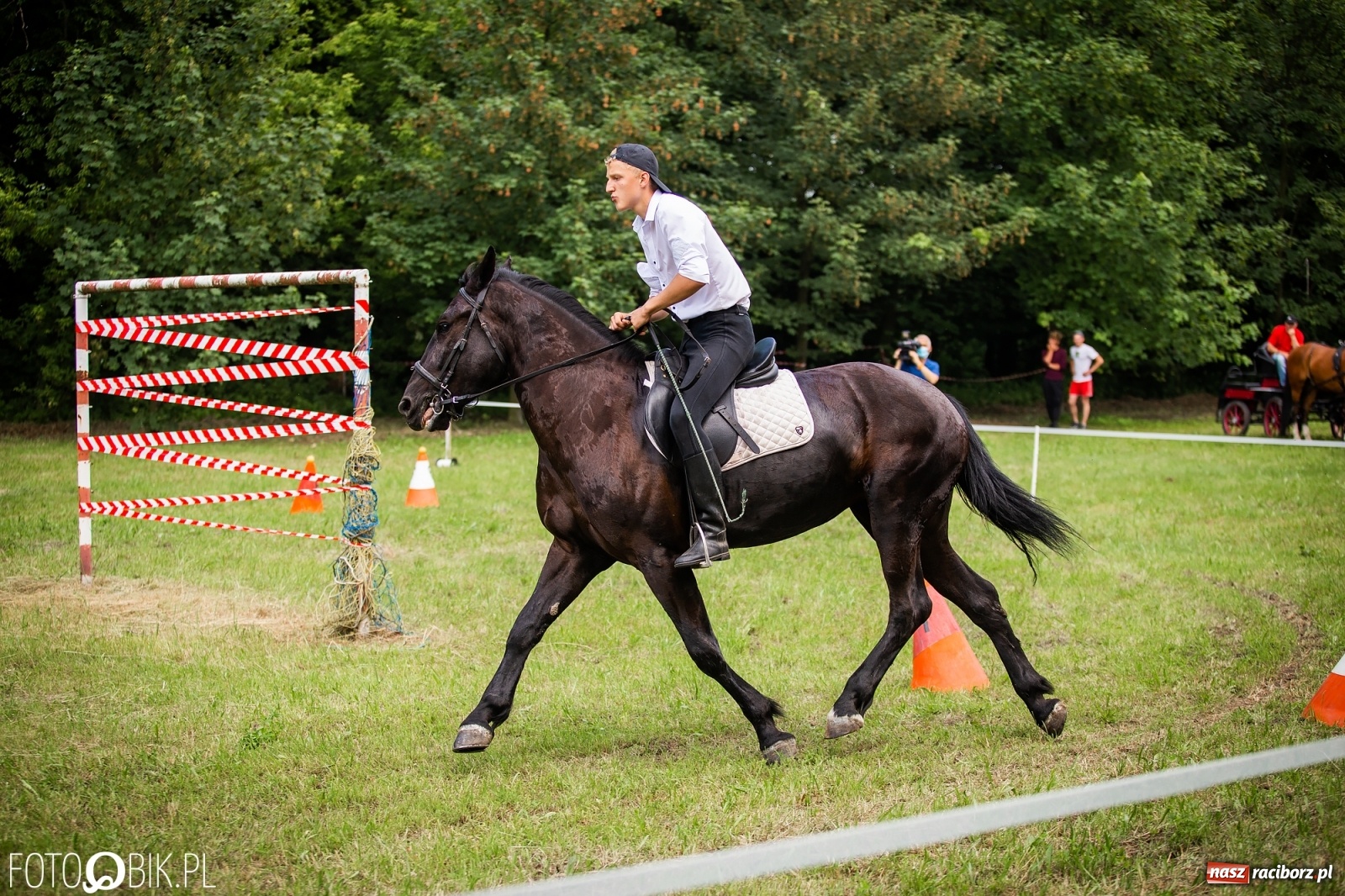 Zdjęcie w galerii na portalu naszraciborz.pl: II Konna Procesja św. Urbana w Łubowicach wiadomości z regionu