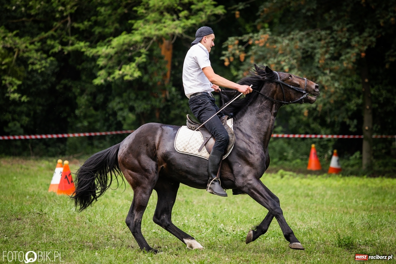 Zdjęcie w galerii na portalu naszraciborz.pl: II Konna Procesja św. Urbana w Łubowicach wiadomości z regionu