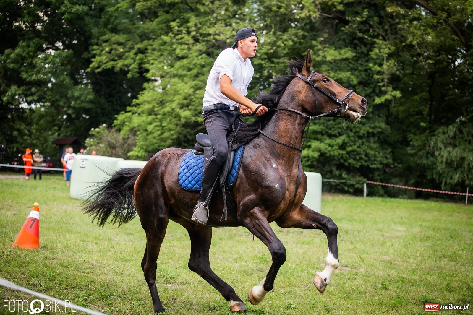 Zdjęcie w galerii na portalu naszraciborz.pl: II Konna Procesja św. Urbana w Łubowicach wiadomości z regionu